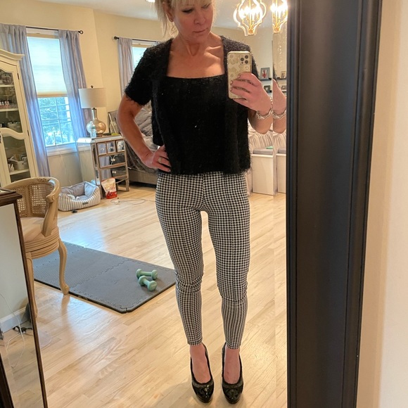 Chanel sweater set - Picture 4 of 11